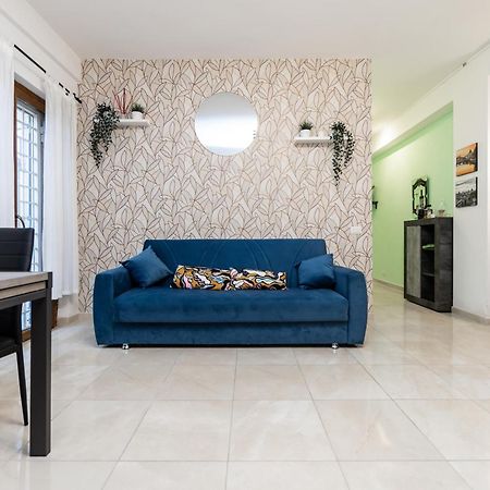 Lotus - Appartamento Sul Mare A Ostia Con Giardino Relax ภายนอก รูปภาพ